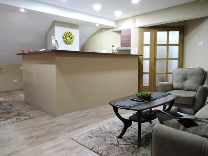 Apartmani Milosevic Ivanjica Zewnętrze zdjęcie